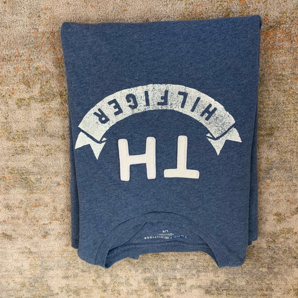 Tommy Hillfiger T Shirt Size Large